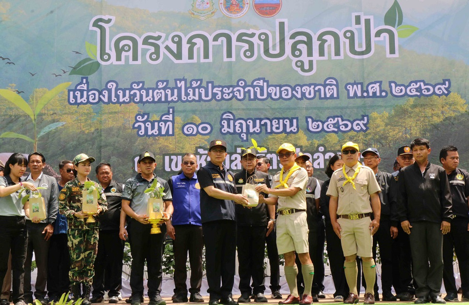 กาฬสินธุ์รวมพลังปลูกป่า–บวชป่า วันต้นไม้แห่งชาติ ฟื้นฟูพื้นที่สีเขียว 10 ไร่