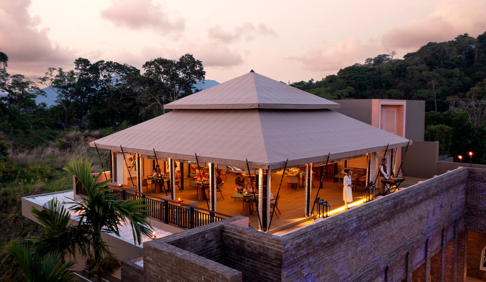 ค่ำคืนแห่งพลังใจ MGallery Hotel Collection จัดดินเนอร์การกุศล Pink October ที่ภูเก็ต