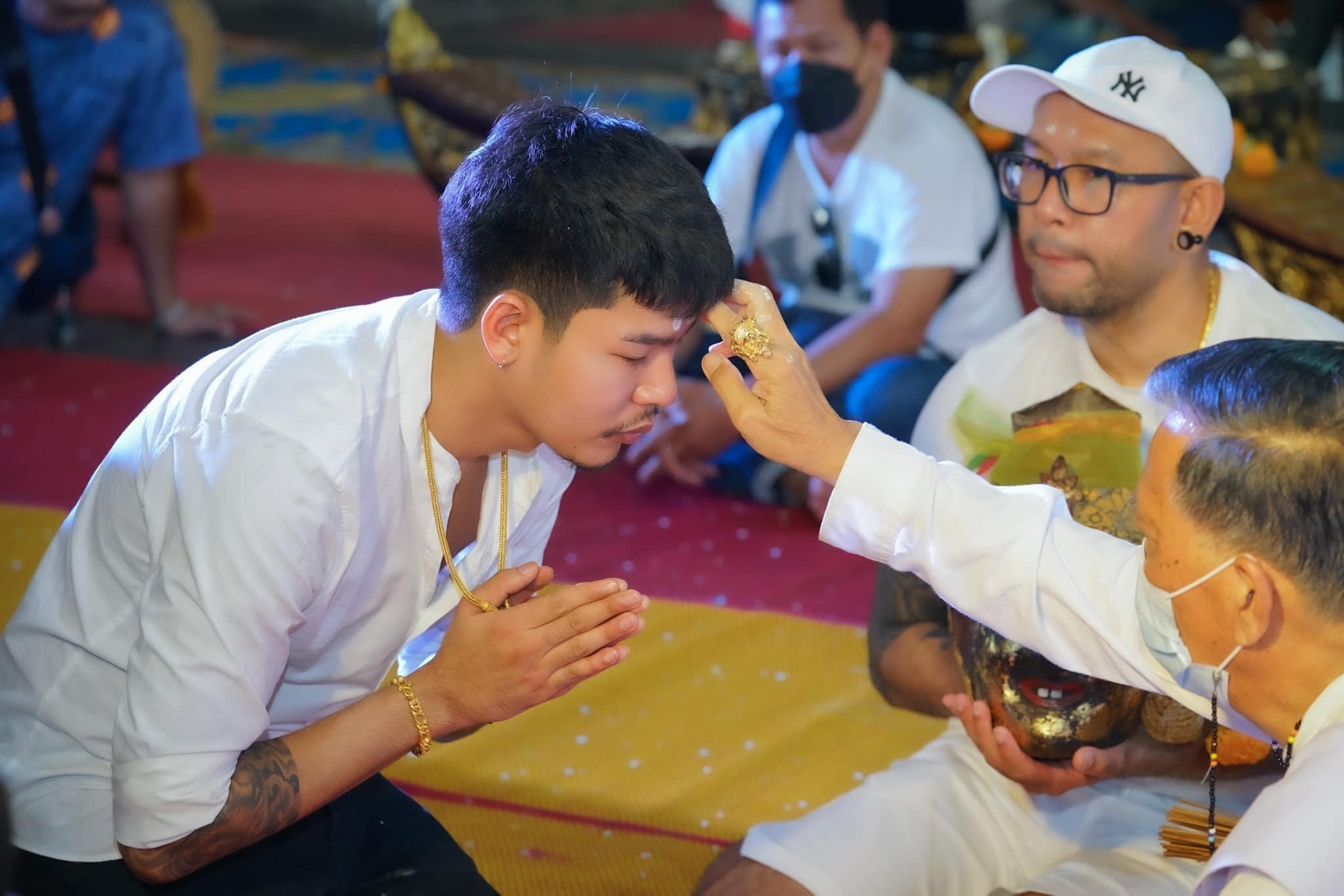 "ได้เวลาพักแล้วลูก"! "เอ๋ เชิญยิ้ม"โพสต์สุดเศร้า พร้อมแจ้งกำหนดการสวดพระอภิธรรม