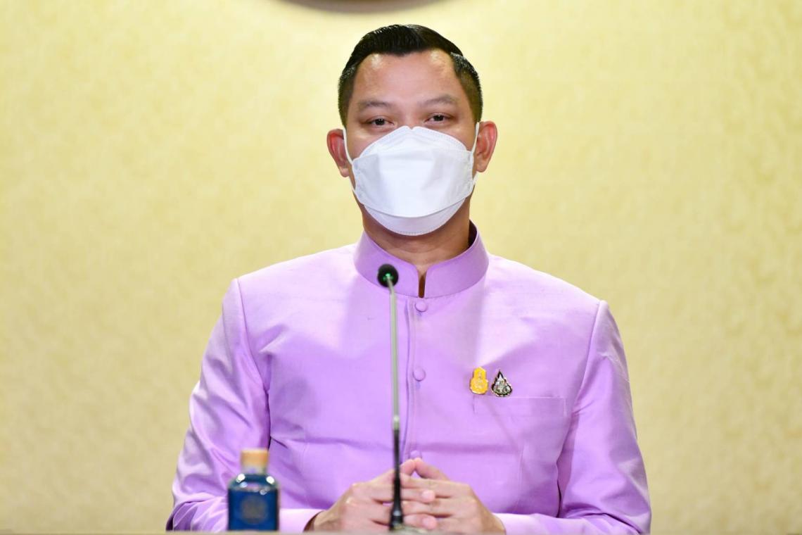 รัฐบาลเดินหน้าพลิกโฉมประเทศ ปลื้มคนละครึ่งรอบสองเงินสะพัด
