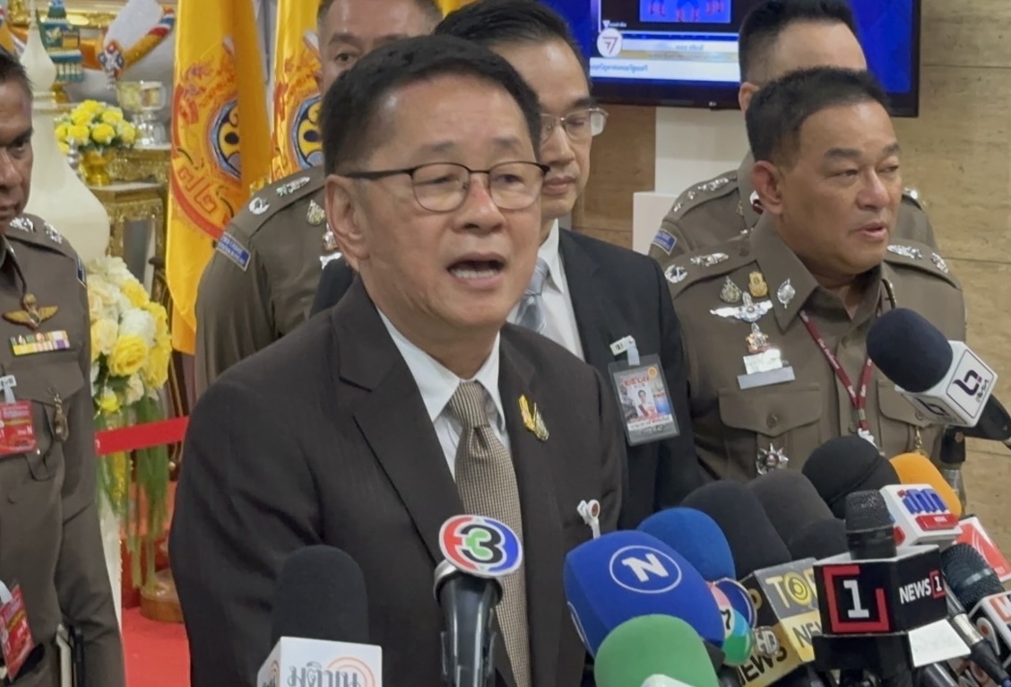 “ประเสริฐ” แถลงจับมือ สอท. ลุยแก้ภัยออนไลน์ เผย 9 เม.ย.นี้ เรียกทุกหน่วยงาน ถก ดึง กสทช.-ทหาร ร่วม