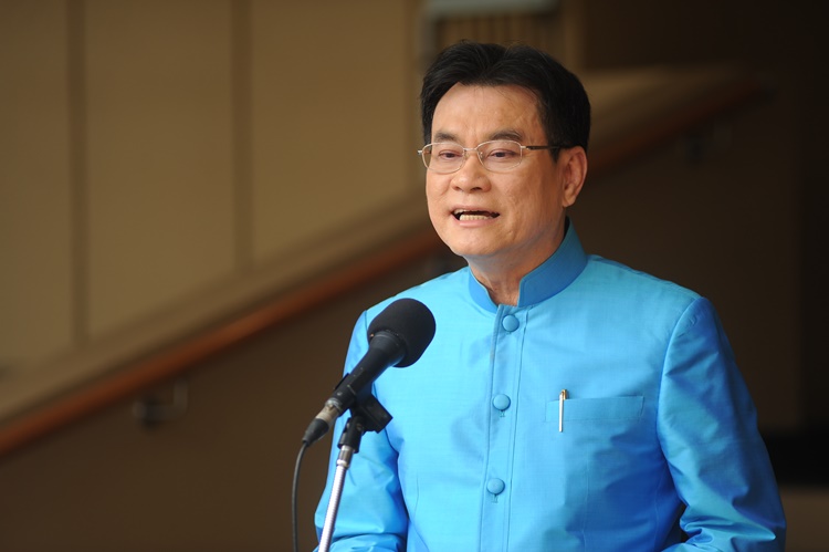 “จุรินทร์” จ่อชงครม.ตั้ง “คณะกรรมการเฉพาะกิจ” ลงพื้นที่ตรวจร้านค้ากักตุนสินค้า