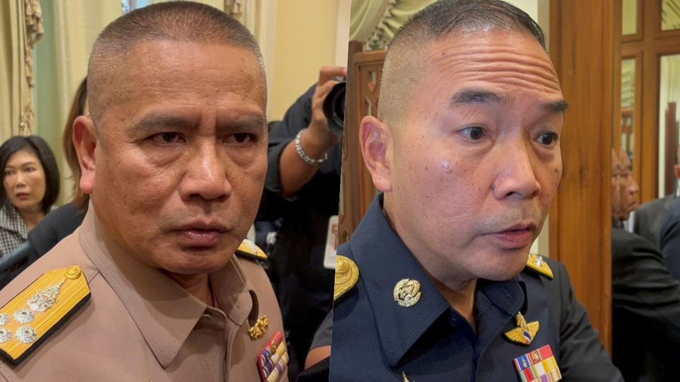 “ผบ.ทร.” เตรียม "ร.ล.อ่างทอง-ร.ล.ช้าง" สมทบ "เรือหลวงจักรีนฤเบศ" เข้าช่วยเหลือ  “ผบ.ทอ.” ย้ำต้องเข้าถึงคนที่ติดอยู่ในพื้นที่ก่อน