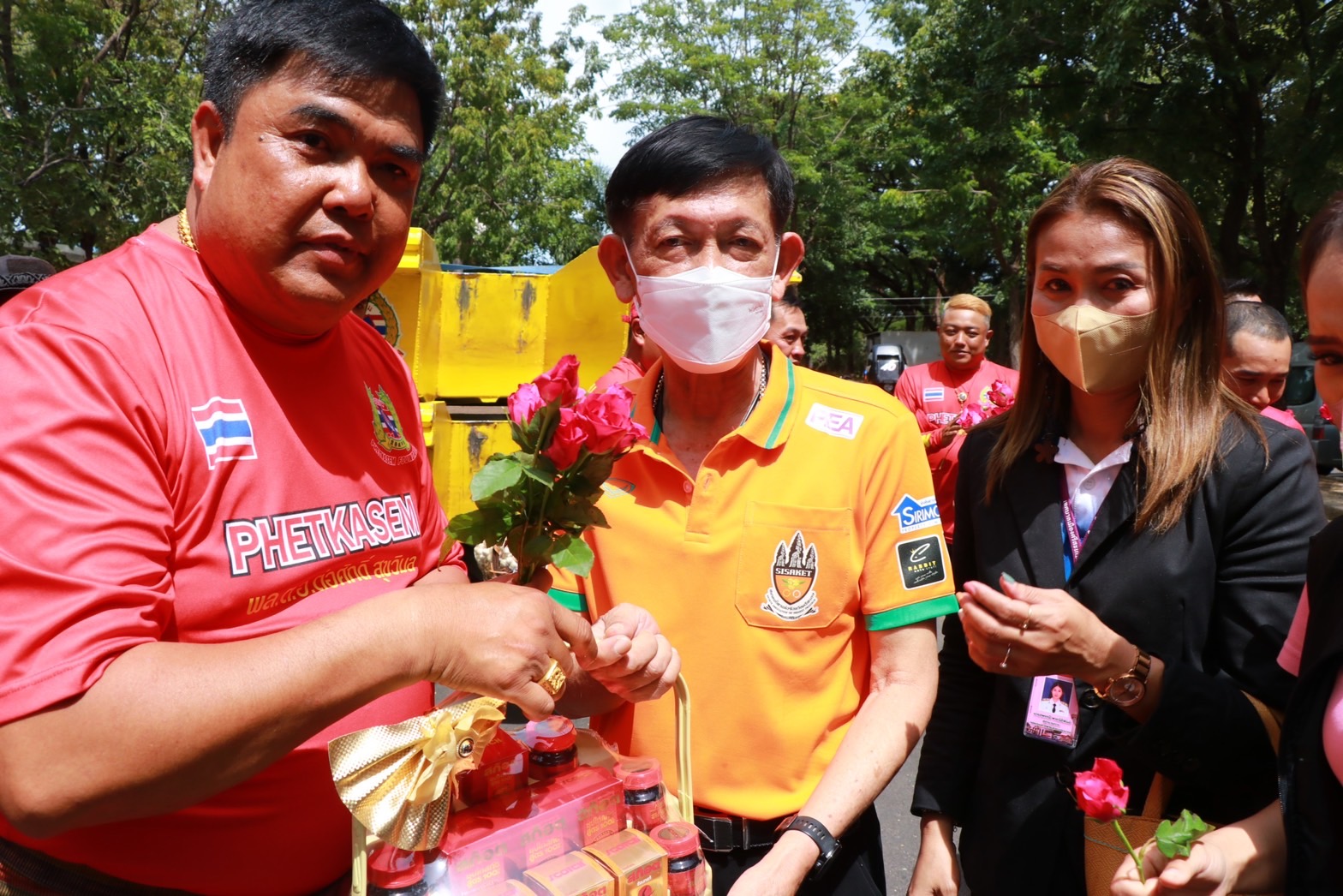 มูลนิธิเพชรเกษมฯเตรียมย้ายทีมกู้ภัยไปกาฬสินธุ์ หลังช่วยผู้ประสบภัยศรีสะเกษร่วมเดือน