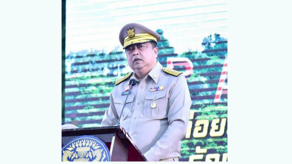 รองนายกฯ สุชาติ สั่ง ทส. ระดมกำลังช่วยประชาชนภาคใต้ เร่งสูบน้ำ-แจกน้ำดื่มตลอด 24 ชม.
