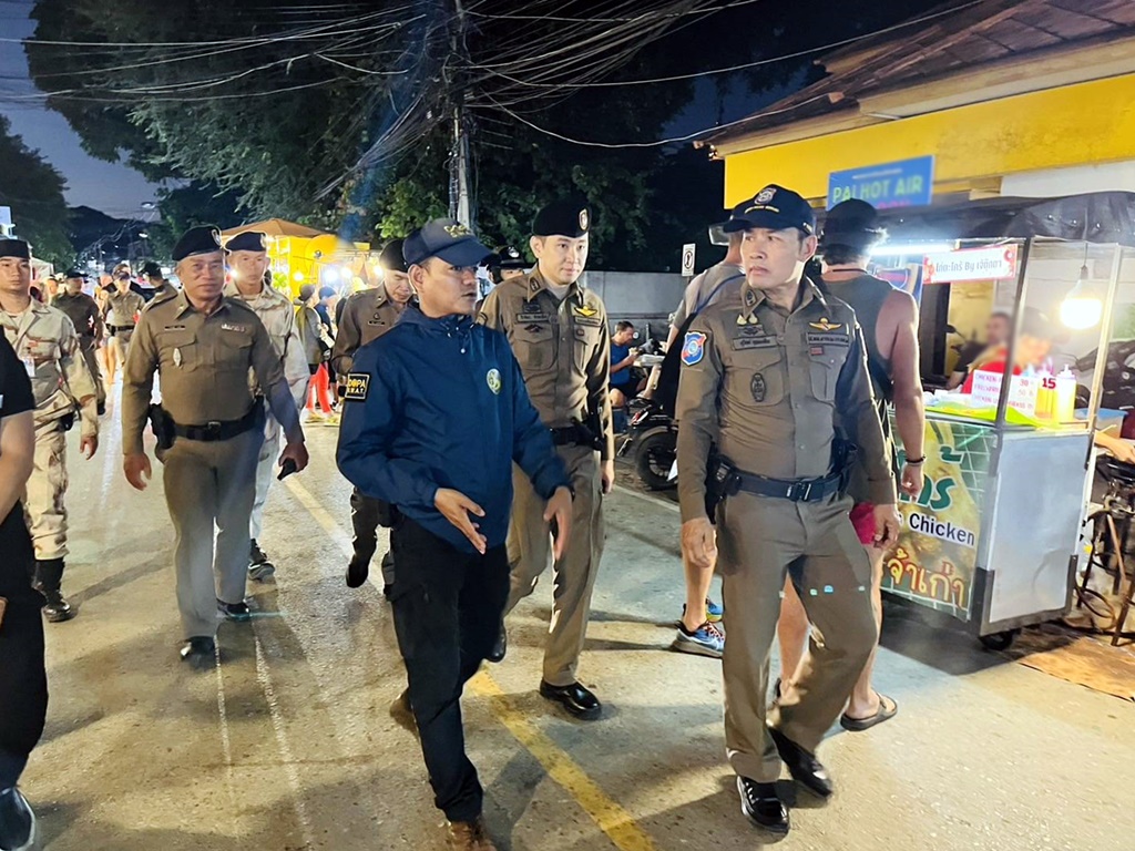 นอภ.ปาย สนธิกำลังตำรวจภูธร-ทหาร ออกตรวจความปลอดภัยช่วงลอยกระทง