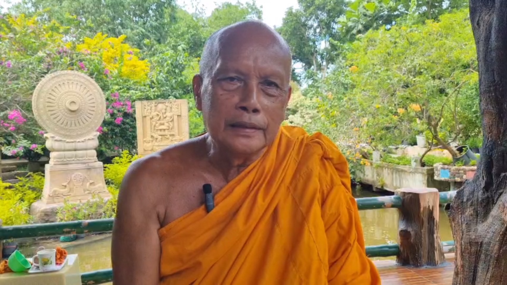"พระพยอม"ติงกลุ่ม"ศปปส."หลังยื่นหนังสือร้องเรียนว่าอย่าร้อนรุ่มเพราะการยกย่องคนไม่ได้เสียหายทางพุทธศาสนา