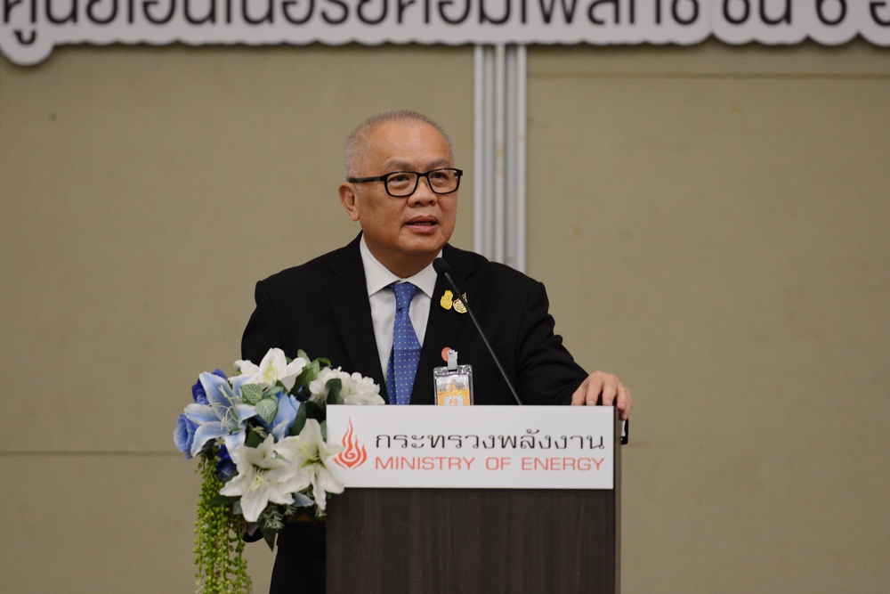 “สุพัฒนพงษ์”วางนโยบายพลังงาน ตรึง LPG-NGV-ปรับรายละเอียดโรงไฟฟ้าชุมชน-โซลาร์ประชาชน
