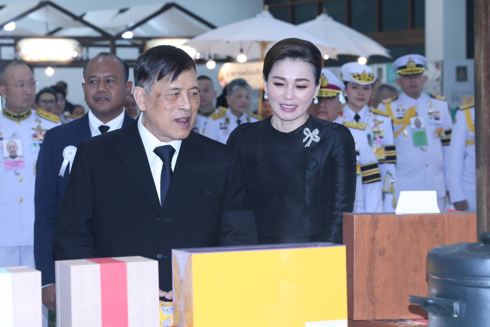 "ในหลวง-พระราชินี" ทรงเปิดอาคารเรียนรู้เฉลิมพระเกียรติ 72 พรรษา - ทรงเปิดงาน “โครงการหลวง 2568 ”