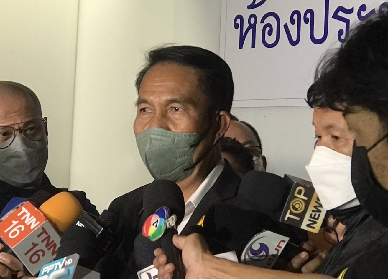 “สุทิน” ไม่กังวัล 'สุชาติ' บอกญัตติซักฟอกเถื่อน ชี้ต้องสับขาหลอก