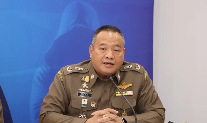 สั่งฟัน 2 ตม.ชลบุรี ปมปล่อยผู้ต้องหาเกาหลีไลฟ์สดระหว่างควบคุม