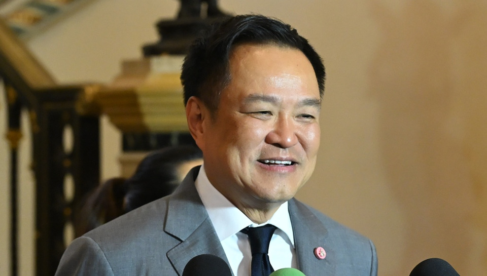 “อนุทิน” รับโพลร่วงต้องเร่งแก้ ขู่รมต.โลกลืม เดี๋ยวนายกฯลืมบ้างหลุดครม.ได้ 