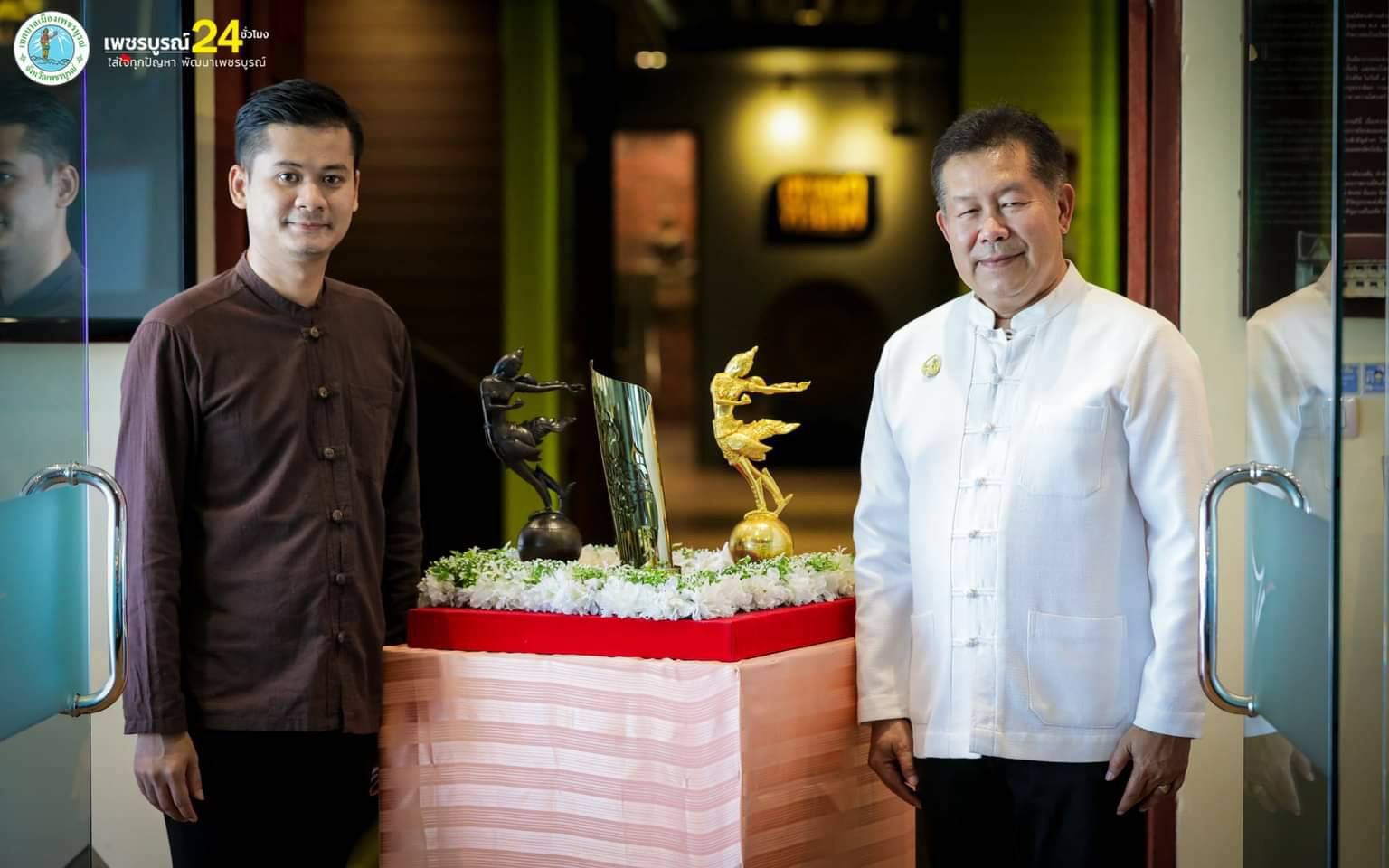 ชาวบ้านปลื้ม! นายก “เอ๋” คว้ารางวัลกินรี ครั้งที่ 13 หนึ่งเดียวในประเทศไทย