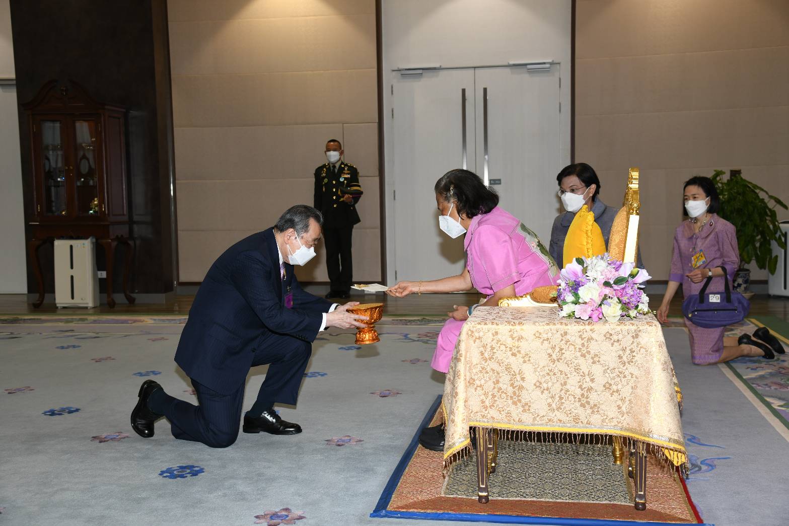 ครอบครัวเจียรวนนท์ และผู้ร่วมทำบุญบำเพ็ญกุศล “คุณหญิงเทวี เจียรวนนท์” บริจาค 80 ล้านบาท สมทบทุนก่อสร้างอาคารศูนย์บูรณาการบริการด้านการแพทย์และสาธารณสุข รพ.จุฬาลงกรณ์ 