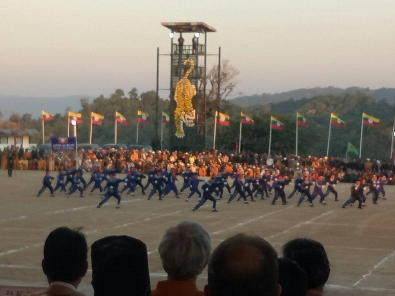  กองทัพกู้ชาติแห่งรัฐฉานจัดงาน วันชาติไทใหญ่