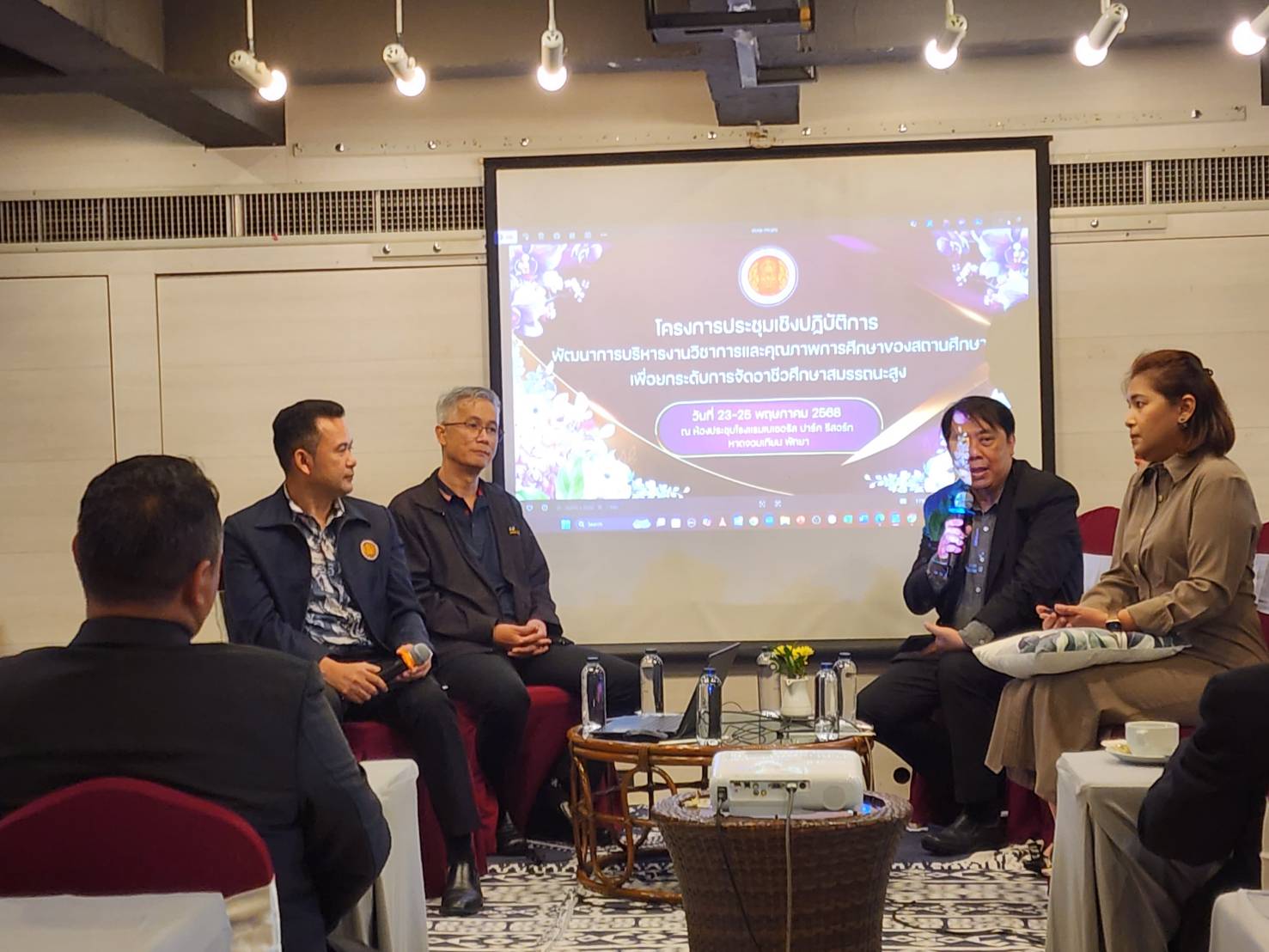 อาชีวระยองประชุมเชิงปฏิบัติการยกระดับการจัดการอาชีวศึกษาสมรรถนะสูงเข้มข้น นำ AI เข้ามาช่วยบริหารงาน 