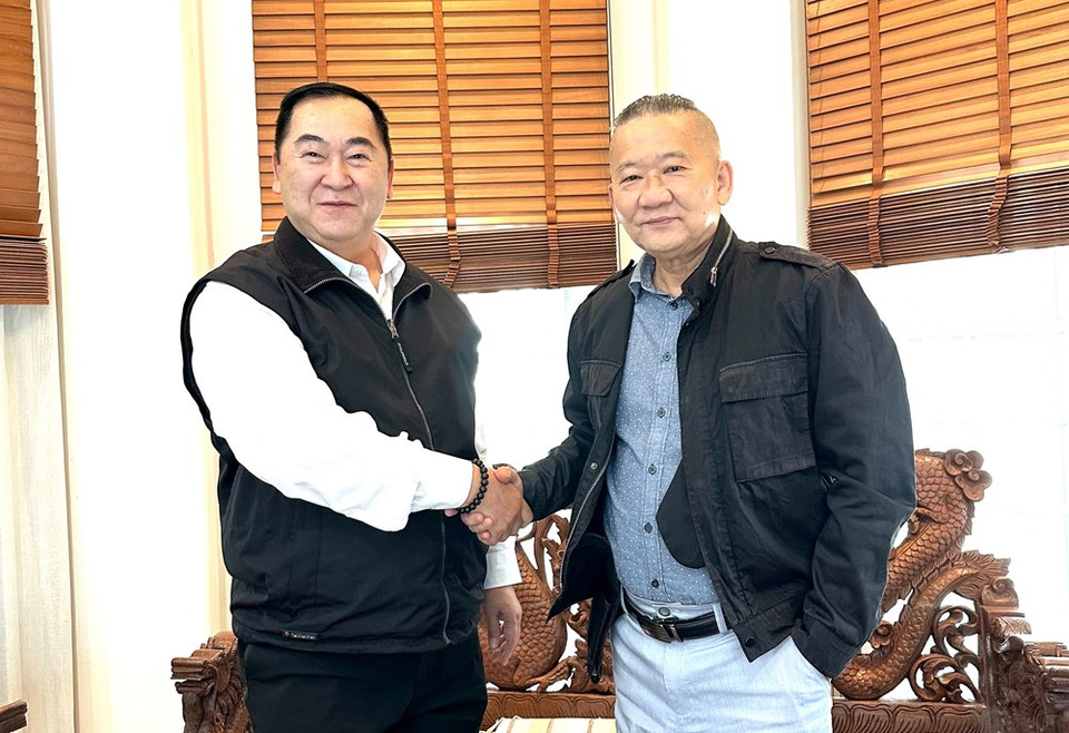 “นายกเคี้ยง–นายกฝอ” จับมือผนึกกำลังการเมือง ดันพัฒนาชายแดนตาก พร้อมหนุนชิงชัยลง ส.ส. ในนามพรรคกล้าธรรม