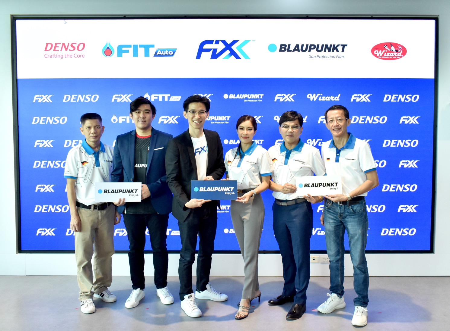 BLAUPUNKT ผนึกกำลัง PTT OR เปิดตัว FIXX แอปฯตอบโจทย์คนรักรถครบวงจร