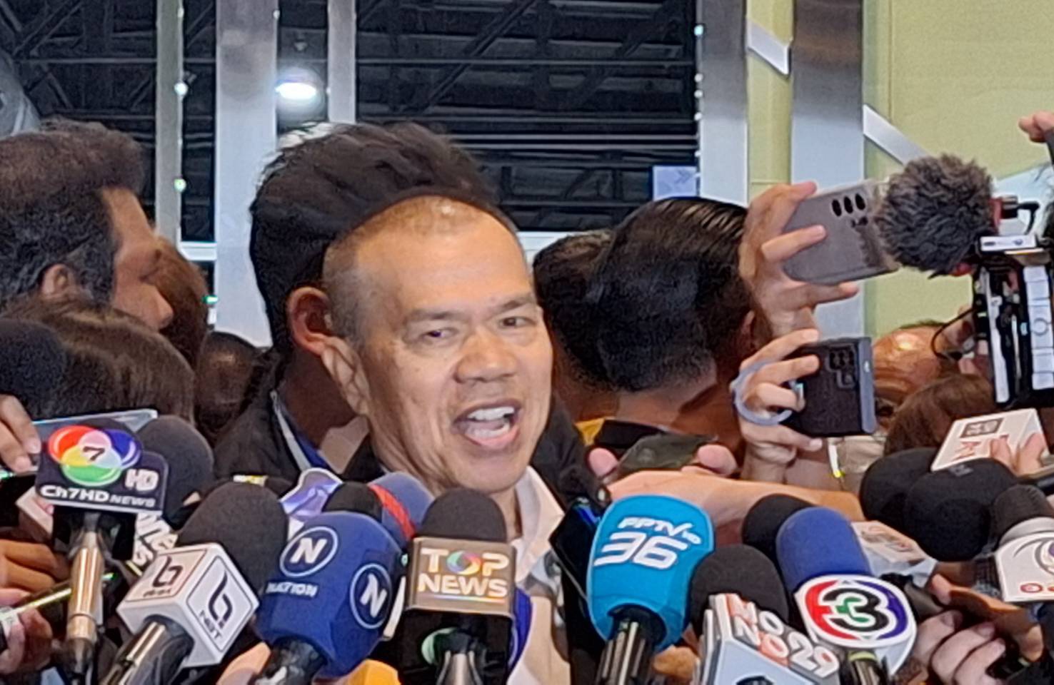 “กล้วย เชิญยิ้ม” กินแห้วตกรอบ สว.ระดับประเทศ รับเสียดาย กลุ่มศิลปะศิลปินเข้าน้อย มองบางกลุ่มคะแนนโดดเกินไป 