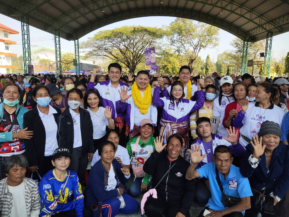 "คุณหญิงสุดารัตน์" ลั่นร้อยเอ็ด ลุยปราบคอร์รัปชัน ทวงงบ 5 แสนล้านคืนคนไทย ซัดโกงชาติให้สิ้นซาก