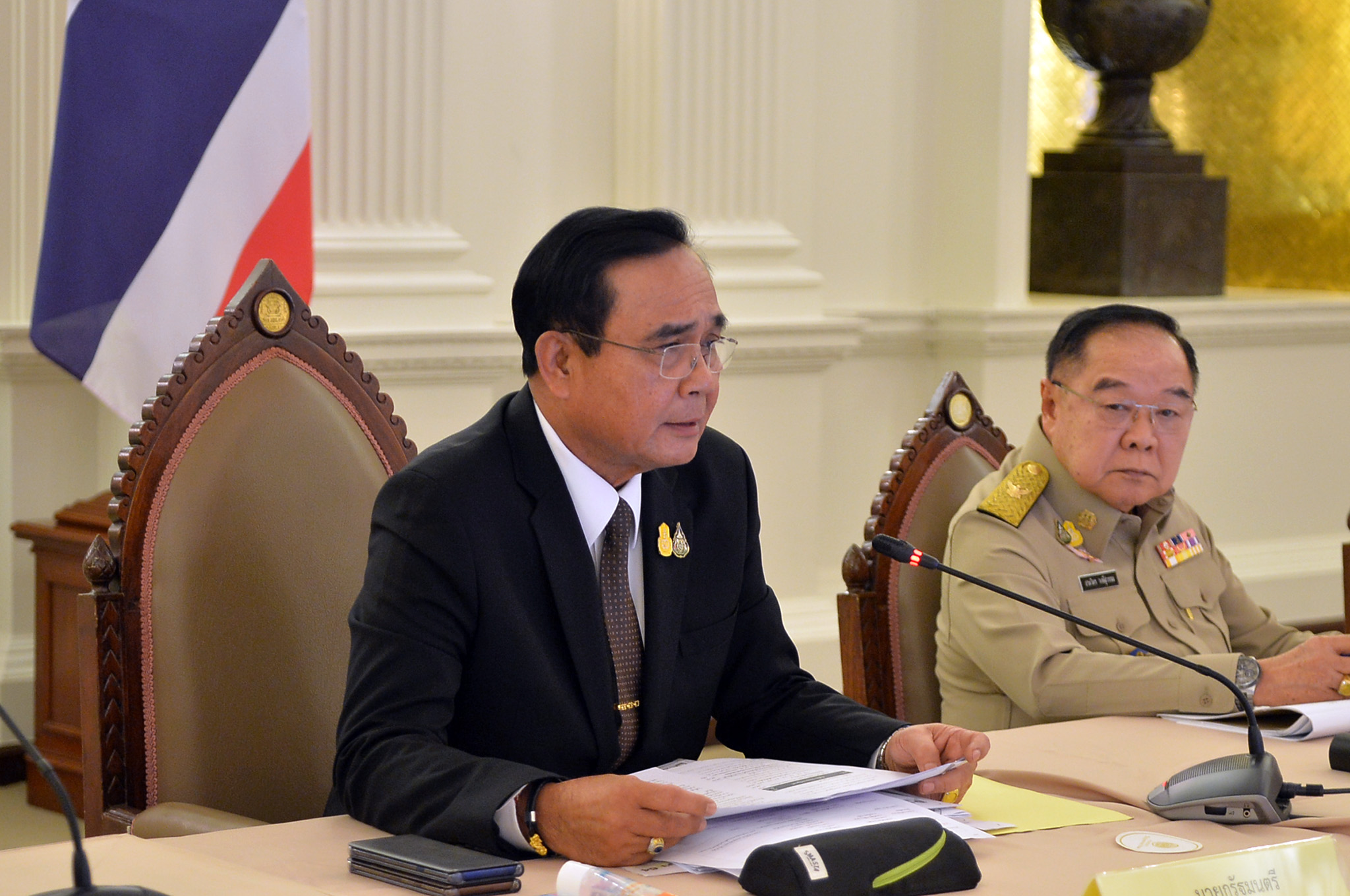 "บิ๊กตู่" กำชับ "รองนายกฯ-รมต.- ผู้ว่าฯ"เร่งแก้สถานการณ์ฝุ่น ลั่นรัฐบาลต้องรับผิดชอบ