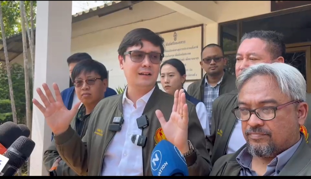 "กมธ.มั่นคงฯ" ชี้แก้ปัญหาแนวชายแดนยังมีจุดอ่อนด้านนโยบาย-กฎหมาย-อุปกรณ์ "โรม" คาใจเที่ยวบินมาแม่สอดต่างชาติอื้อ จี้เช็ครายตัว 