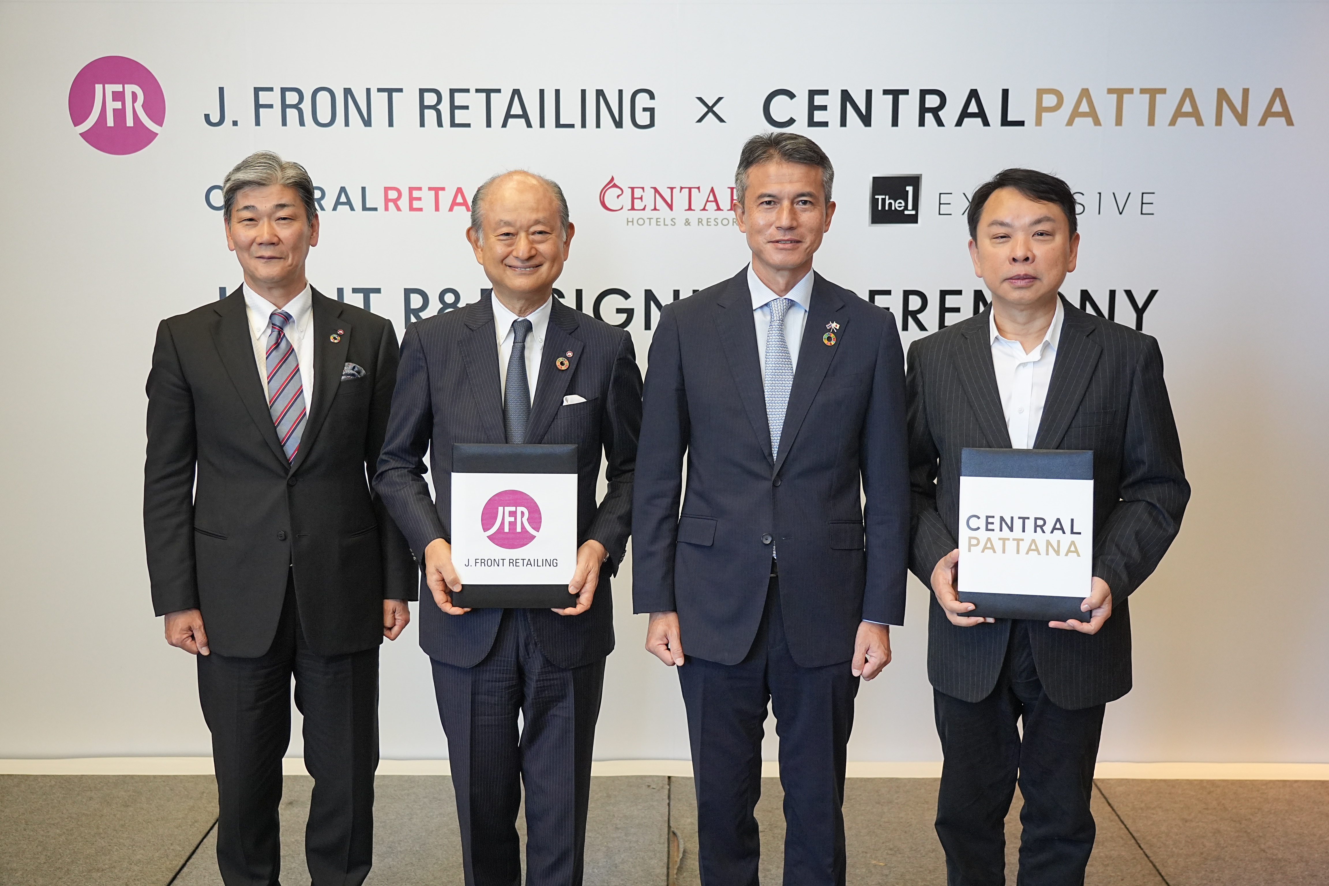 เซ็นทรัลกรุ๊ป ผนึก J.FRONT RETAILING ลงนามร่วมมือ Joint R&D เชื่อมโยงรีเทลไทย-ญี่ปุ่น สร้างโอกาสใหม่ทางธุรกิจ ส่งเสริมการท่องเที่ยวระหว่างประเทศ
