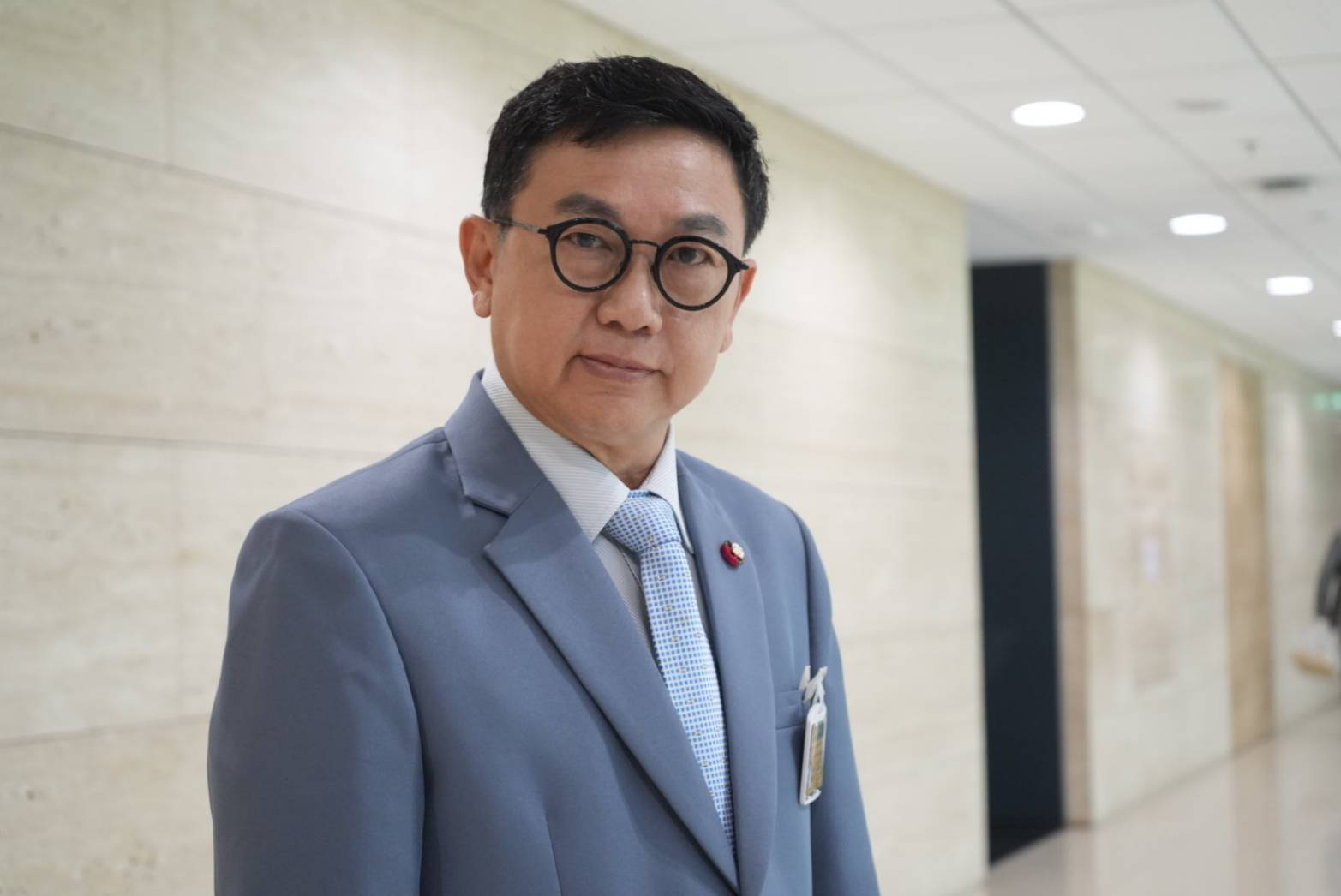 “สว.ดิเรกฤทธิ์”แนะ 3 ทางเลือกโหวตเลือกนายกฯ พรุ่งนี้