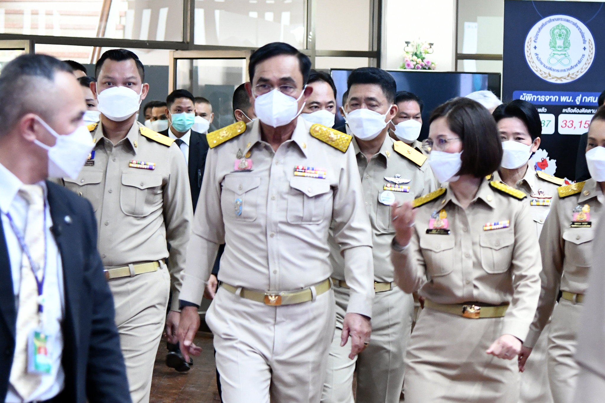"นายกฯ" สั่งแก้ "หมูแพง" มอบ "ก.พาณิชย์-ก.เกษตรฯ" เข้าไปตรวจสอบ ชี้ขึ้นราคาสินค้าต้องมีเหตุผล