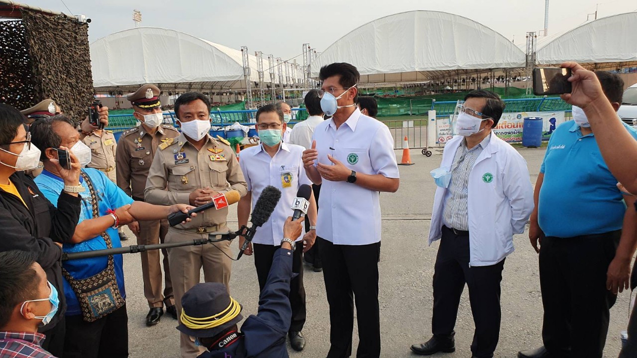 รมช.สาธารณสุขลงพื้นที่ติดตามรพ.สนาม  ตั้งเป้าพิชิตโควิดภายใน 28 วัน 	