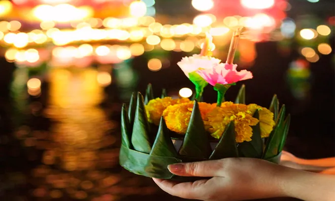 แจง! ชาวนนทบุรีอย่าแตกตื่นห้ามลอยกระทง แต่งดจัดบริเวณริมเขื่อนท่าน้ำ หวั่นกระสอบทรายพัง