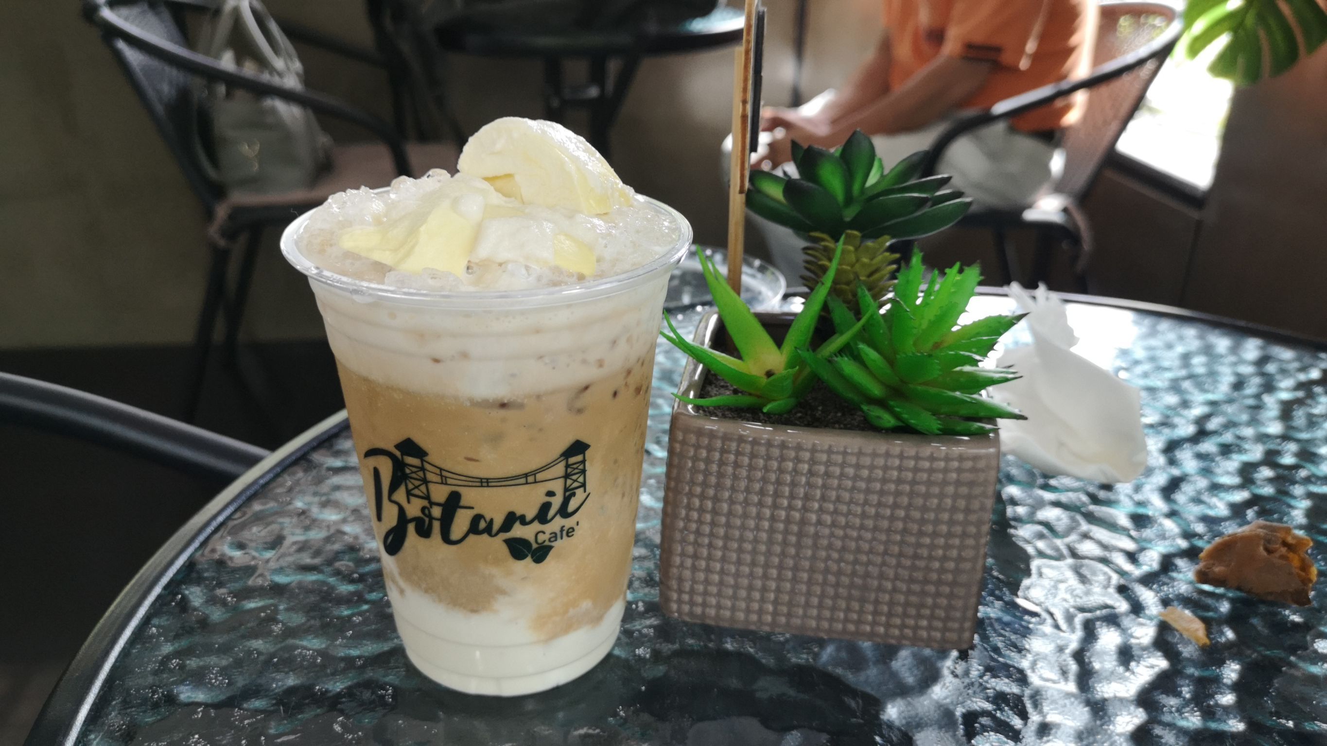 ร้านกาแฟสวนป่ากลางเมืองย่านตาขาวตรัง เปิดซิกเนเจอร์กาแฟสดใหม่ “เอสเปรสโซ่ทุเรียนหมอนทอง”