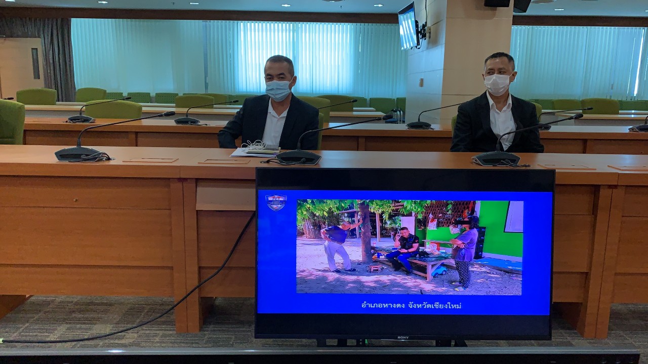 ตำรวจร่วมดีอีเอส แถลงผลการจัดกุมผู้กระทำผิดโพสต์ข่าวปลอมทางโซเชียลในช่วง ประกาศภาวะฉุกเฉิน รวม 35 ราย
