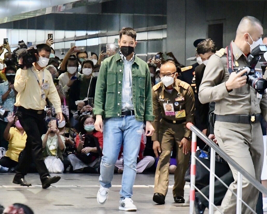 "เจ้าฟ้าทีปังกรฯ" เสด็จส่วนพระองค์ ทรงติดตามพระอาการประชวร "เจ้าฟ้าพัชรกิติยาภาฯ" 