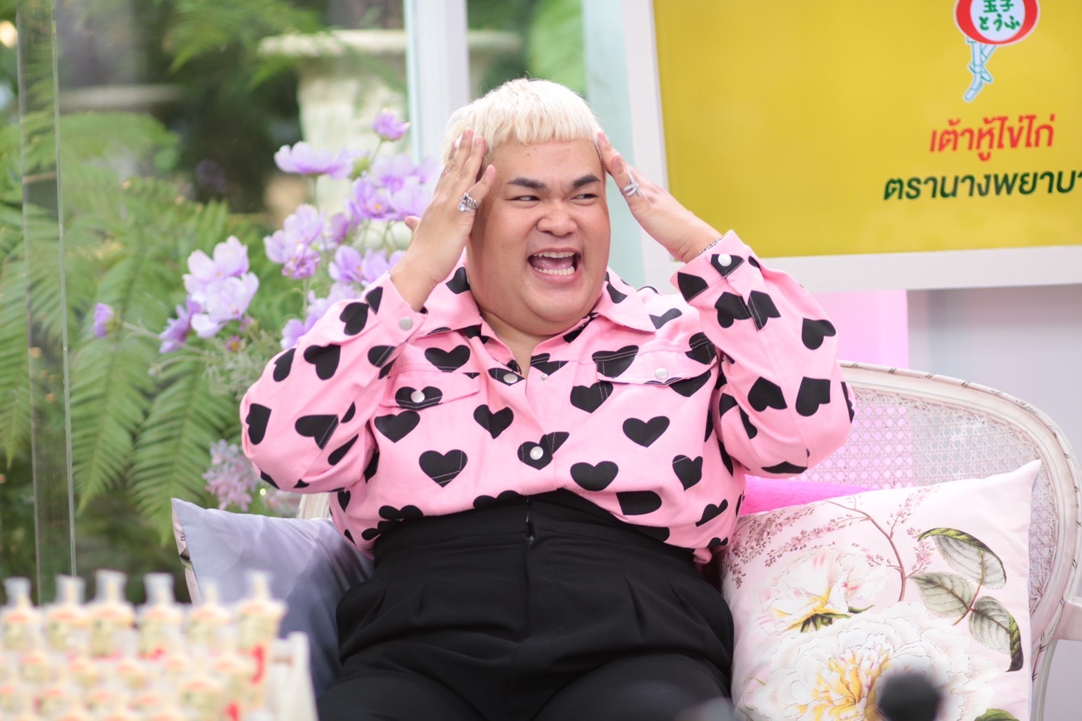 เปิดเส้นทางชีวิต !!!  "ปิงปอง ธงชัย" ตั้งแต่ก้าวเข้าสู่วงการบันเทิง พร้อมเผยเพราะทำเพื่อพ่อจึงต้องสร้างโลกใบที่สอง