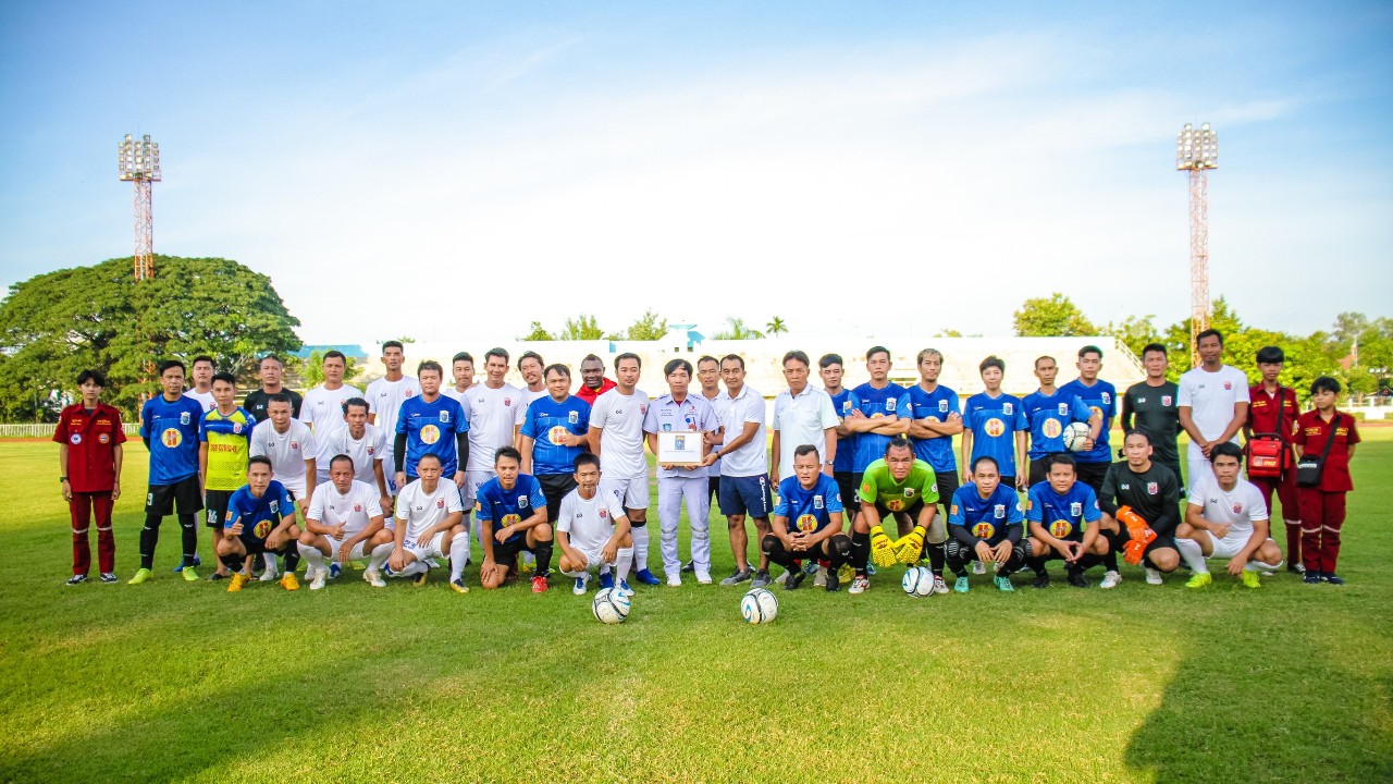 ทีมฟุตบอลจิราอพาร์ทเม้น FC ร่วมกับ หนองคาย ยูไนเต็ด แข่งฟุตบอลการกุศล มอบเงินสนับสนุนผู้ทำประโยชน์เพื่อส่วนรวม