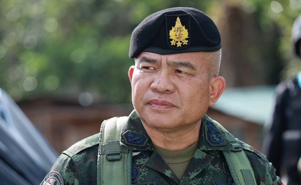 “แม่ทัพภาค 2“ ตรวจแนวชายแดนไทย–กัมพูชา วางกำลังสกัดกั้นการรุกล้ำ ย้ำความพร้อมปกป้องอธิปไตย