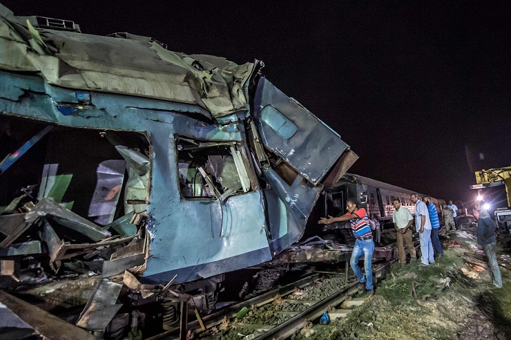อิยิปต์รถไฟชนกันตายแล้วอย่างน้อย 37 ศพ