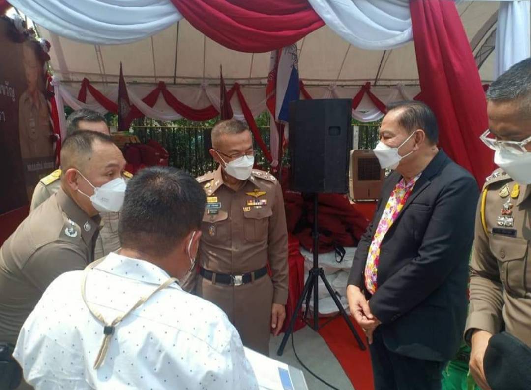 ผบ.ตร.ลงพื้นที่ฉะเชิงเทราเยี่ยมจุดตรวจบริการปชช.ช่วง7วันอันตราย