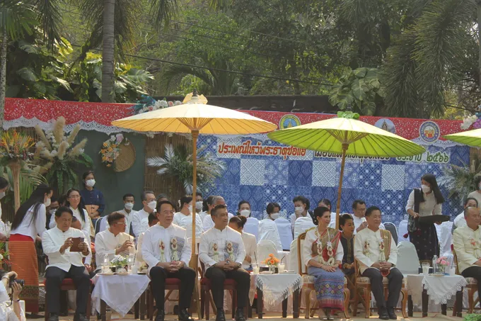 พล.ต.ท.ประจวบ วงศ์สุข ผช.ผบ.ตร เป็นประธานในพิธีเปิดงานไหว้พระธาตุช่อแฮ จ.แพร่
