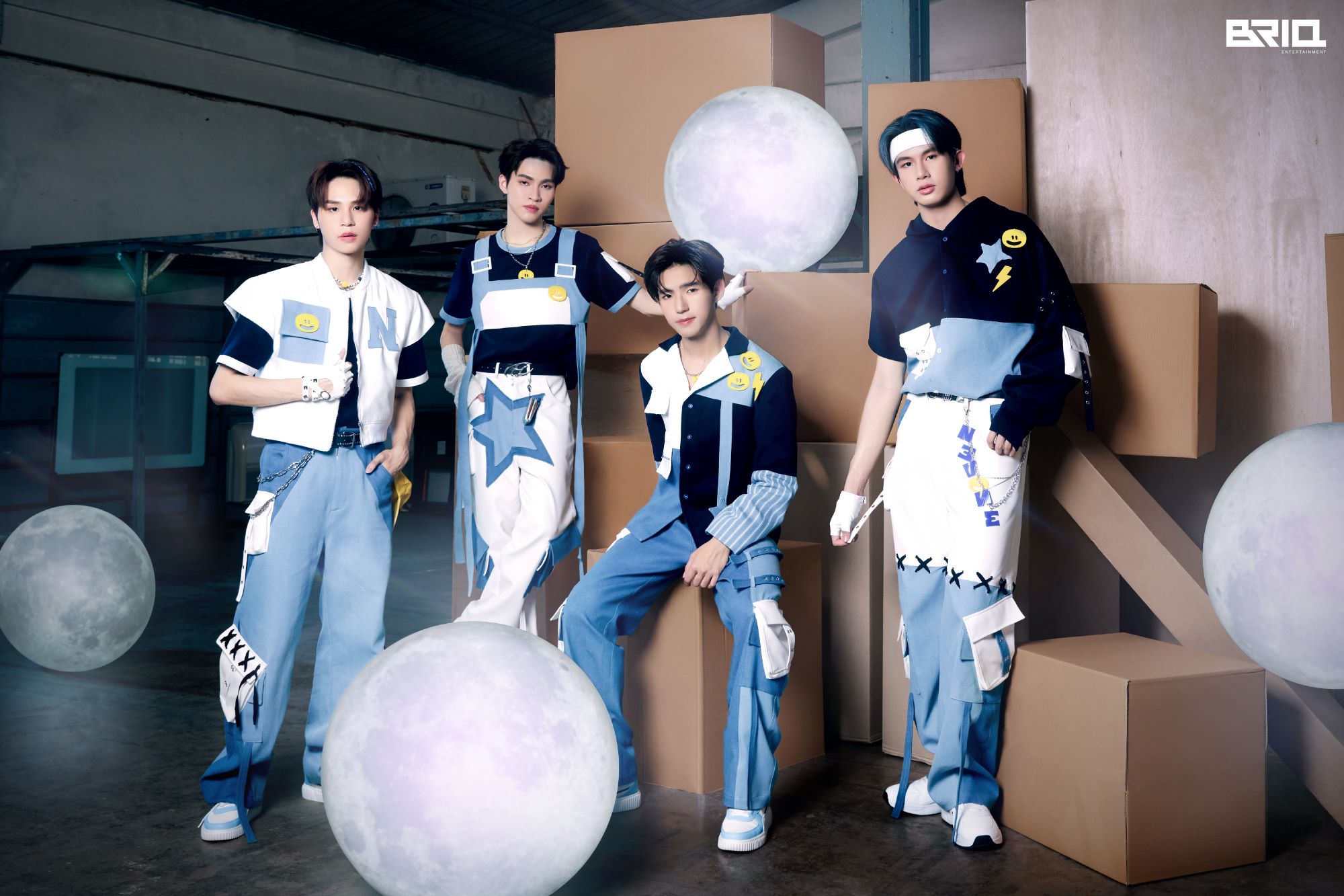 กรี๊ดสนั่น!เปิดตัว 4 หนุ่ม "NEVONE" บอยกรุ๊ปวงแรกจาก "BRIQ Entertainment"
