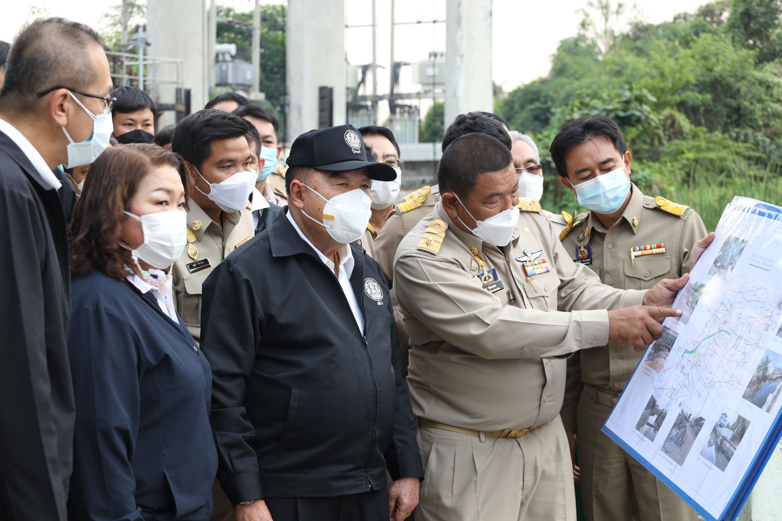" ลุงป้อม"ลุยสมุทรสาคร ติดตามคุณภาพน้ำลุ่มน้ำท่าจีนตอนล่าง เร่ง 9 แผน แก้ท่วม-แล้ง