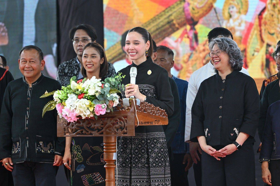 "รมว.วธ. ซาบีดา" เปิดงานบุญบั้งไฟอุทัยธานี 2569 สืบสานมรดกวัฒนธรรม หนุนท่องเที่ยวชุมชนอย่างยั่งยืน