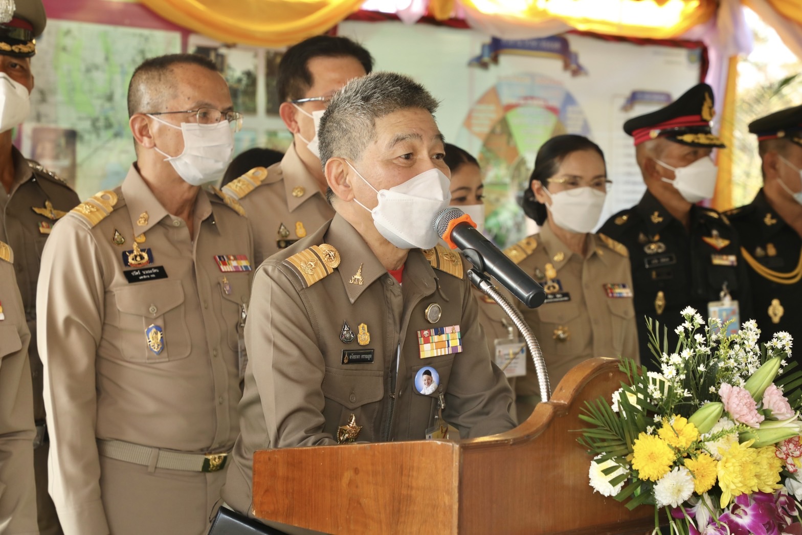 องคมนตรี ติดตามขับเคลื่อนโครงการอันเนื่องมาจากพระราชดำริในพื้นที่จังหวัดศรีสะเกษ