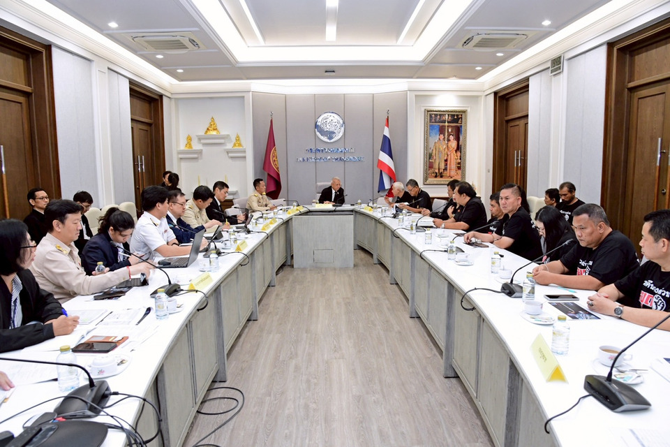 ”พิพัฒน์“ หารือ "สหภาพแรงงานกทพ.ร่วมแก้ไขปัญหาจราจรบนโครงข่ายทางพิเศษ มุ่งยึดผู้ใช้งานเป็นศูนย์กลาง
