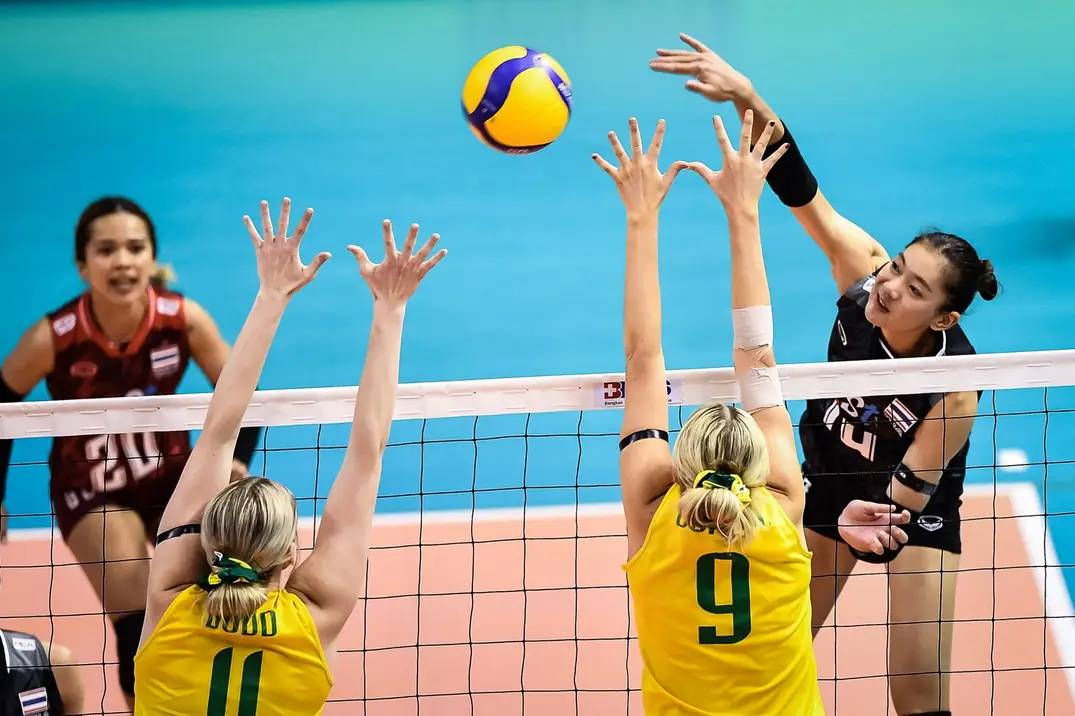 "นักตบสาวไทย" ถล่ม "ออสเตรเลีย" 3 เซตรวด ศึกชิงแชมป์เอเชียนัดแรก 