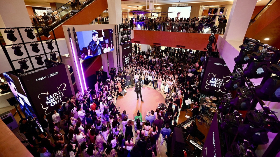 เซ็นทรัลชิดลมจัด “CENTRAL LUXE NIGHT OUT” ดึงเบ็คกี้-ศิลปินดัง ยกระดับแฟชั่นลักชัวรี