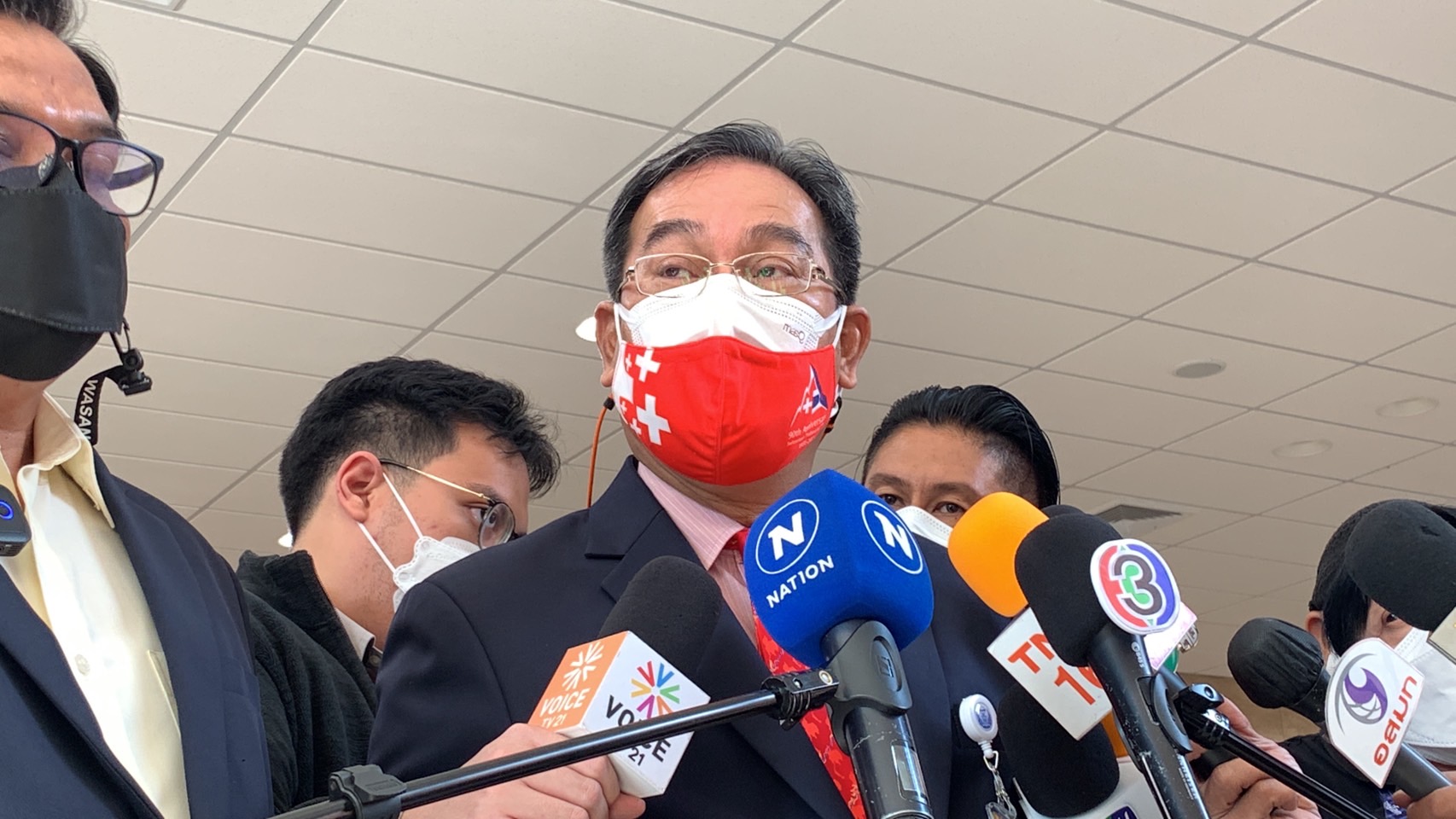 "นิกร" จ่องัดร่างกรธ.แย้งทำไพรมารีโหวต เหตุเจตนารมณ์รธน.ไม่มีตั้งแต่แรก        
