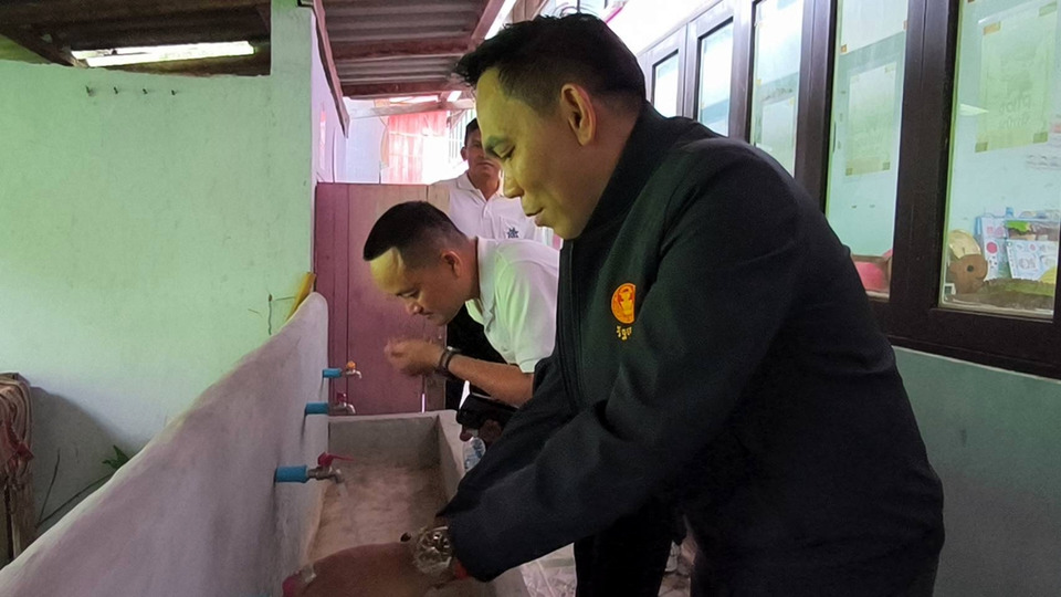 เด็กน่าน 100 ชีวิตใช้น้ำเหม็นไข่เน่า โรงเรียนวอนแก้ด่วน บ่อบาดาลถูกทิ้งงาน