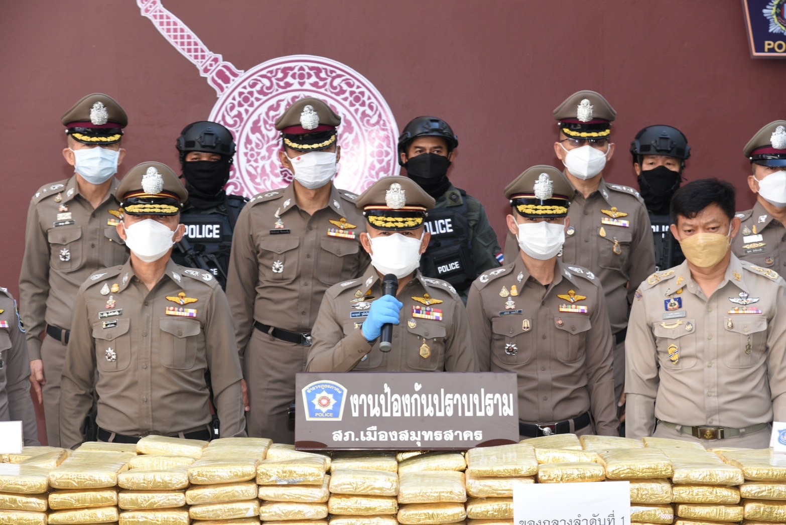 เจดีย์ 1 จับกัญชาอัดแท่ง จำนวน 14 กระสอบถนนพระราม 2 ขาออก